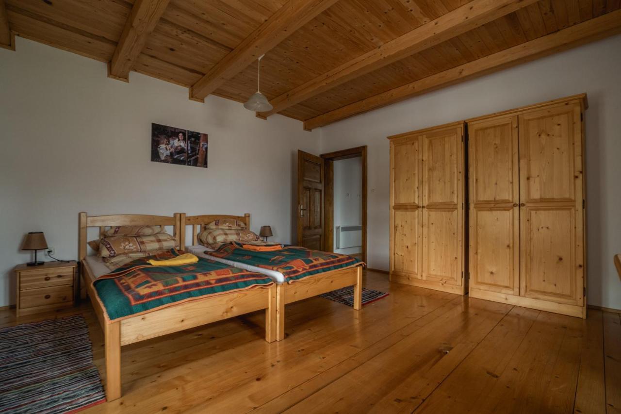 Biotour Camping & Restaurant Ghimeş-Făget Екстериор снимка