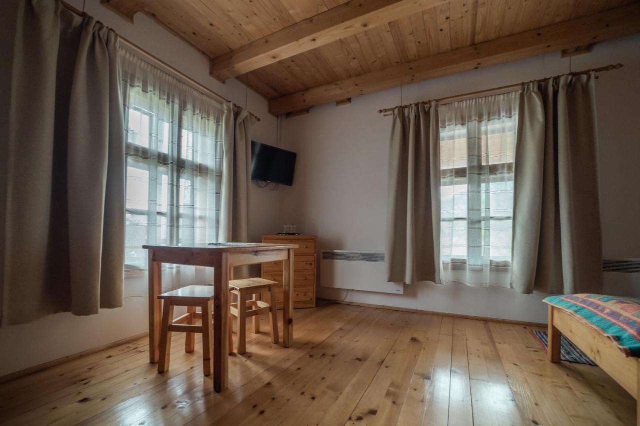 Biotour Camping & Restaurant Ghimeş-Făget Екстериор снимка