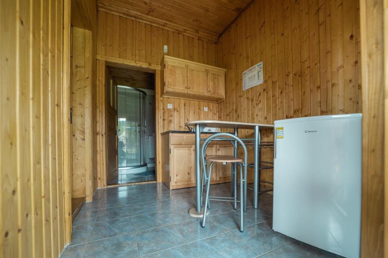 Biotour Camping & Restaurant Ghimeş-Făget Екстериор снимка
