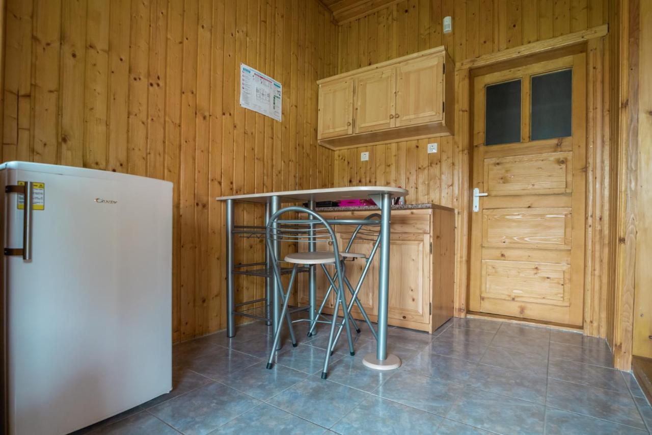 Biotour Camping & Restaurant Ghimeş-Făget Екстериор снимка