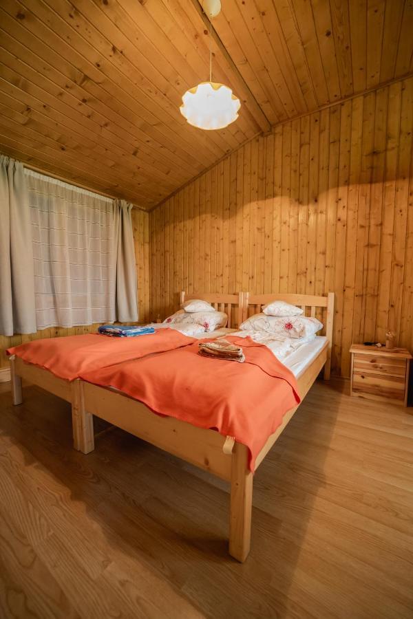 Biotour Camping & Restaurant Ghimeş-Făget Екстериор снимка